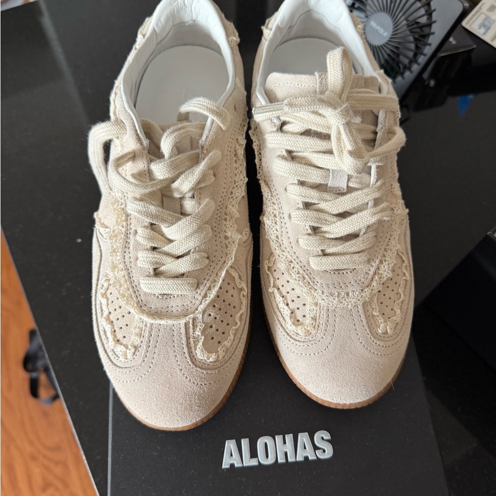 ALOHAS Beige Lace Detail Sneakers